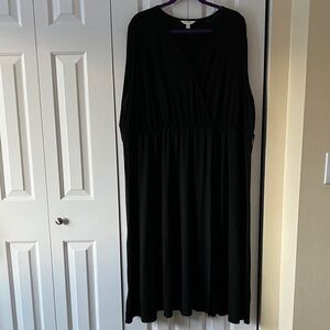 Terra & Sky Elegant Black Midi Dress